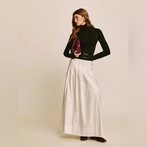 NEW Reformation Zinnia Low Waist Skirt in White | size 2